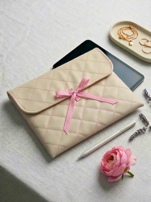 Funda Acolchada para iPad con Lazo y Forro en Tela Vichy